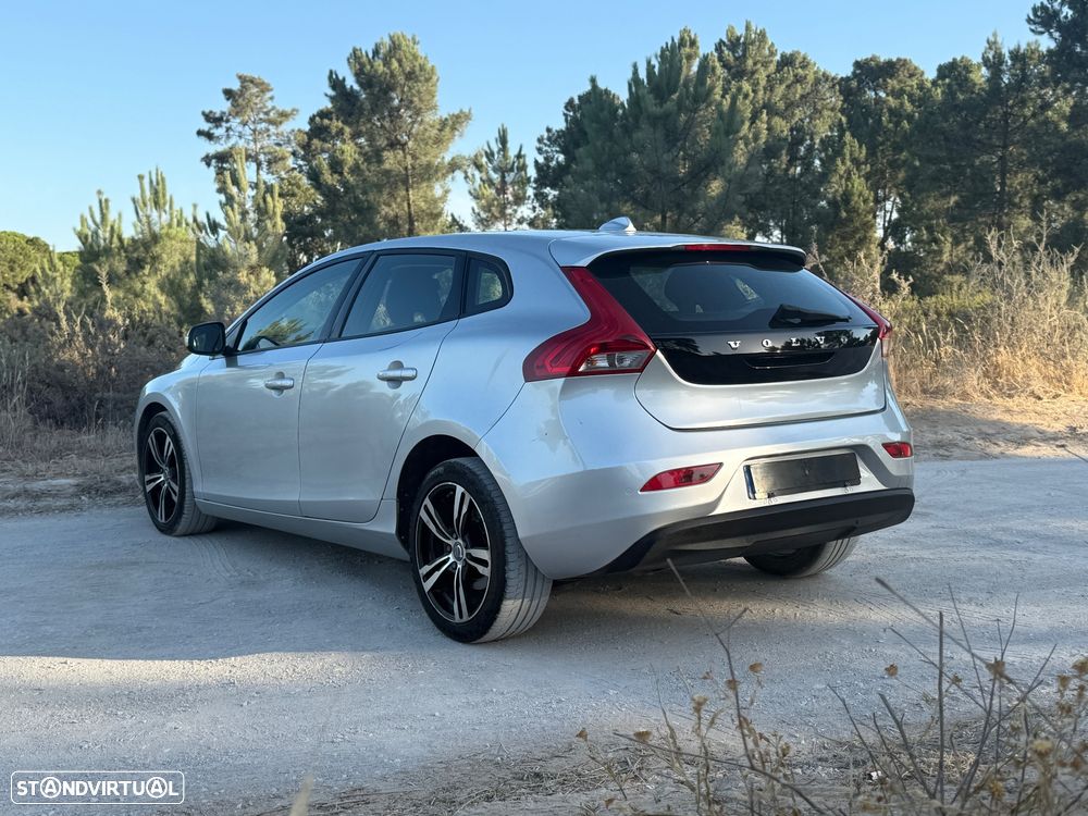 Volvo V40 2.0 D2 Kinetic - 11