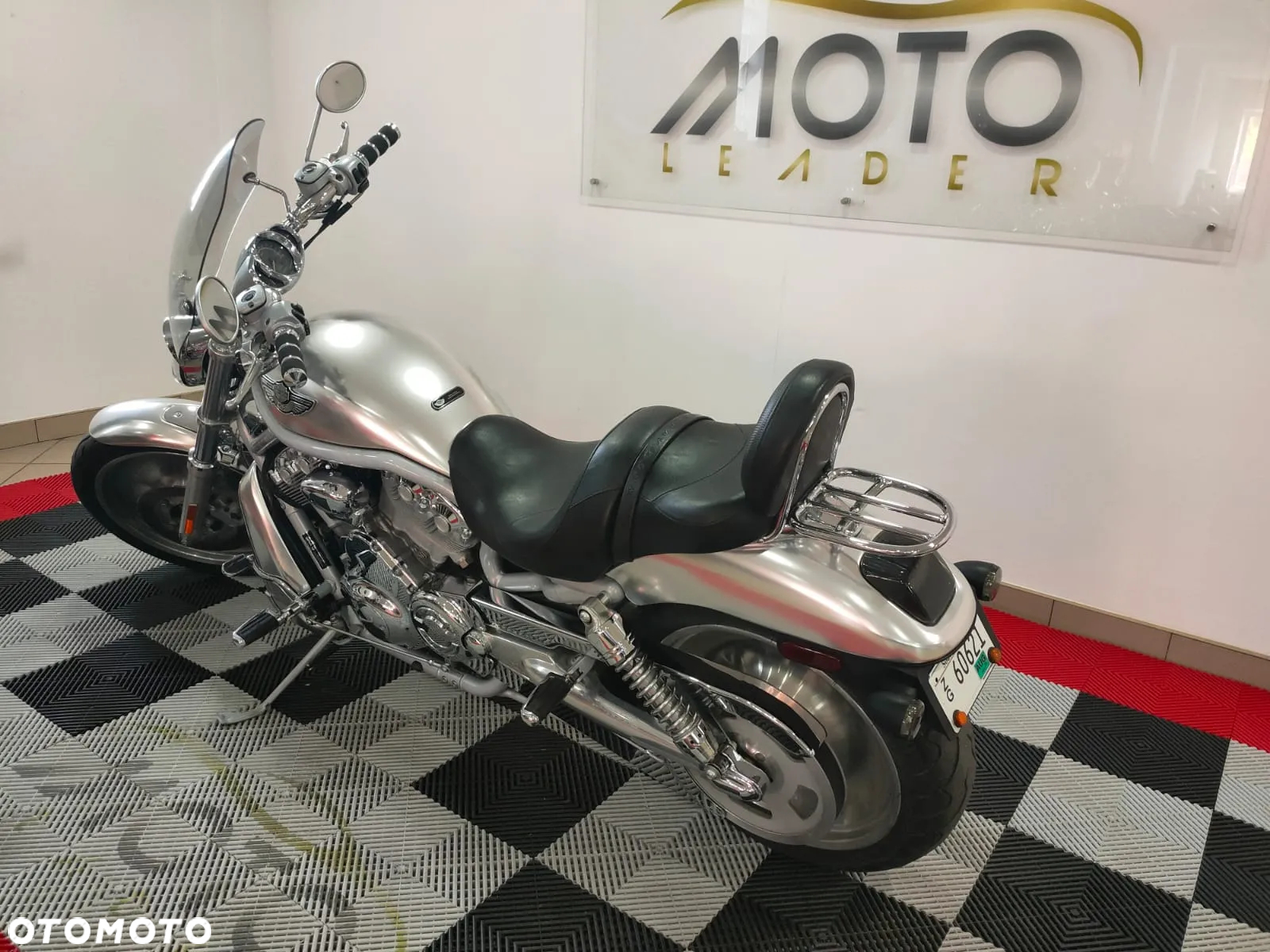 Harley-Davidson Softail V-Rod - 22