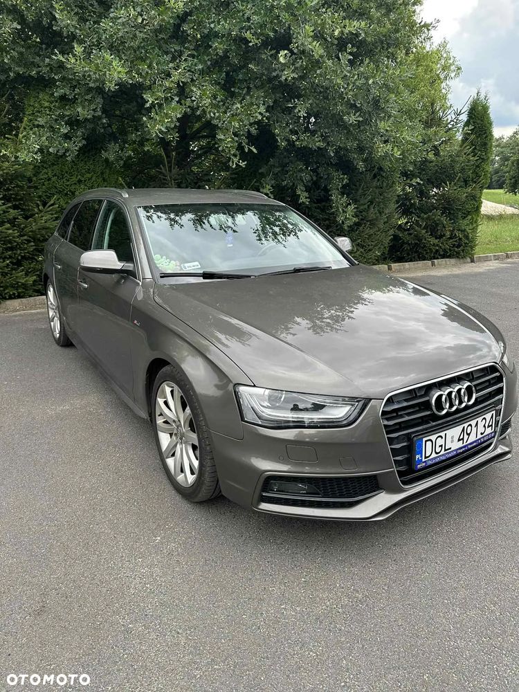 Audi A4 ver-2-0-tdi-dpf-multitronic-s-line-sportpaket - 3