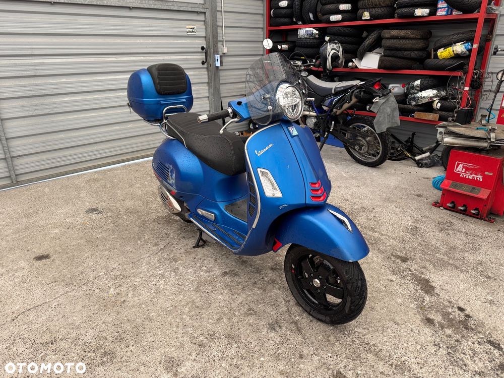 Vespa GTS - 1