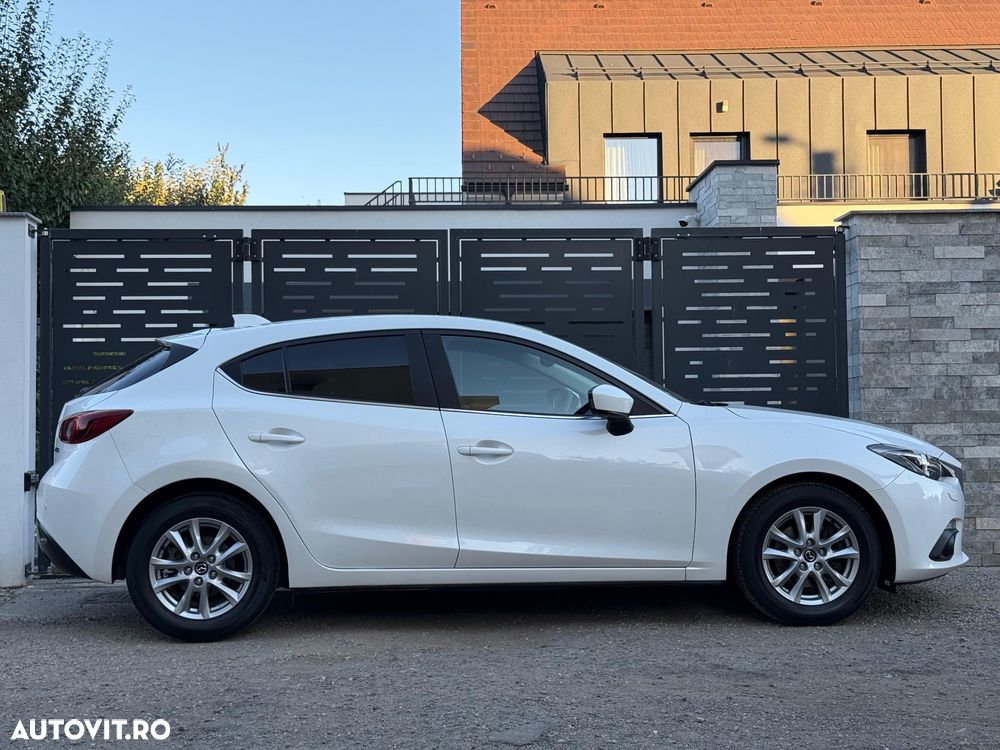 Mazda 3 SKYACTIV-G 120 Sports-Line - 35