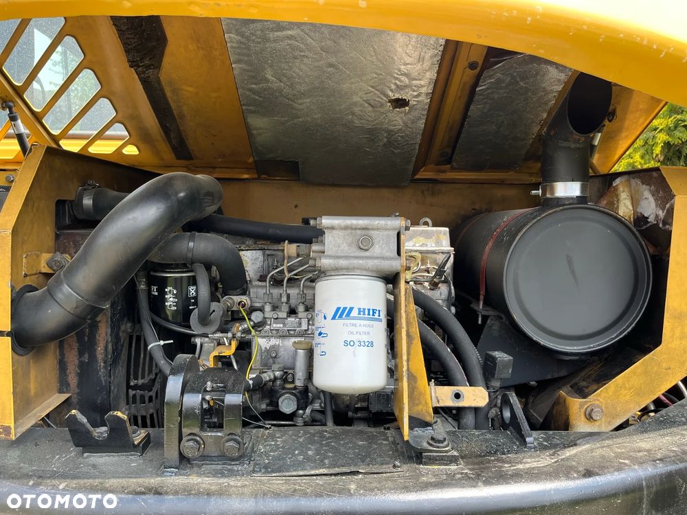 Caterpillar 307C - 9