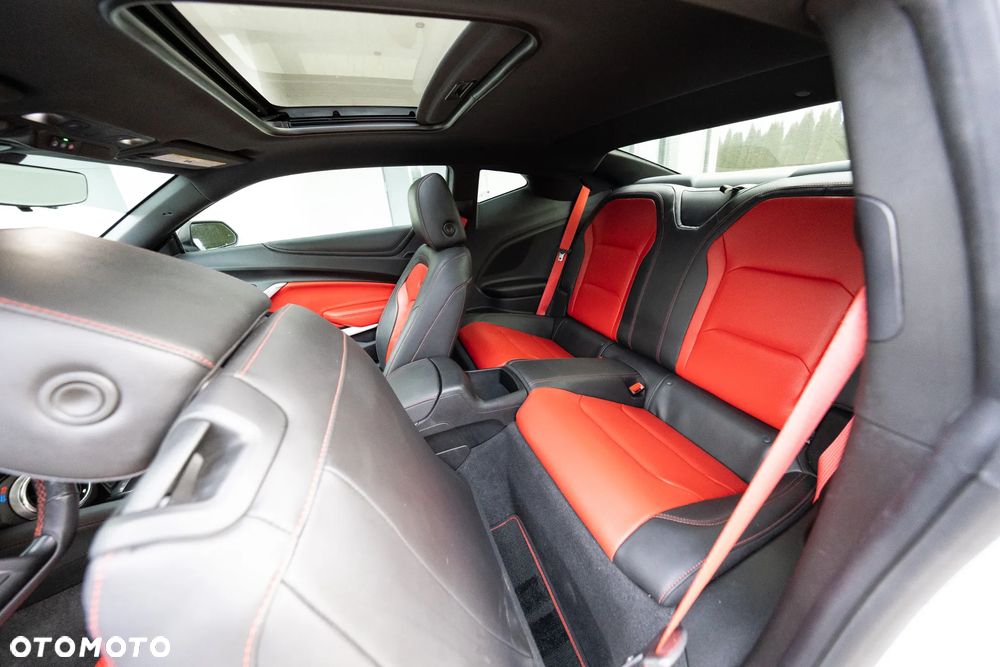 Chevrolet Camaro - 12