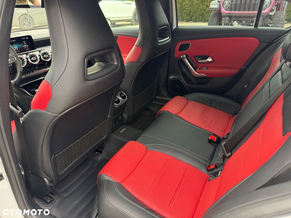 Mercedes-Benz Klasa A 35 AMG 4-Matic 8G-DCT - 10