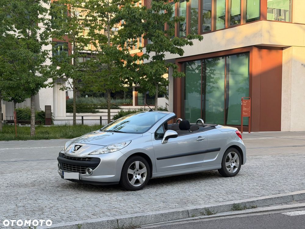 Peugeot 207 CC - 7