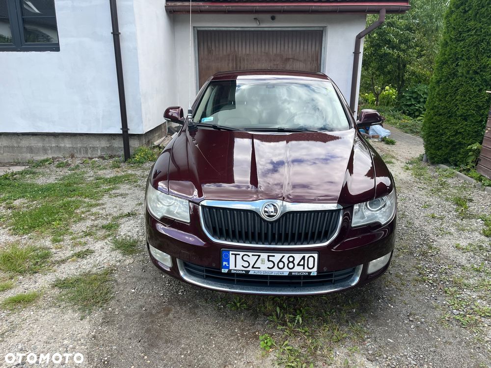 Skoda Superb 2.0 TDI Elegance - 2
