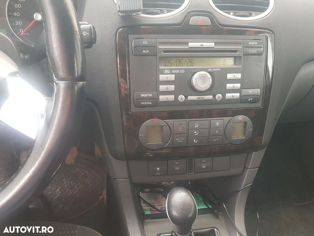 Ford Focus 1.6 Ti-VCT Titanium - 12