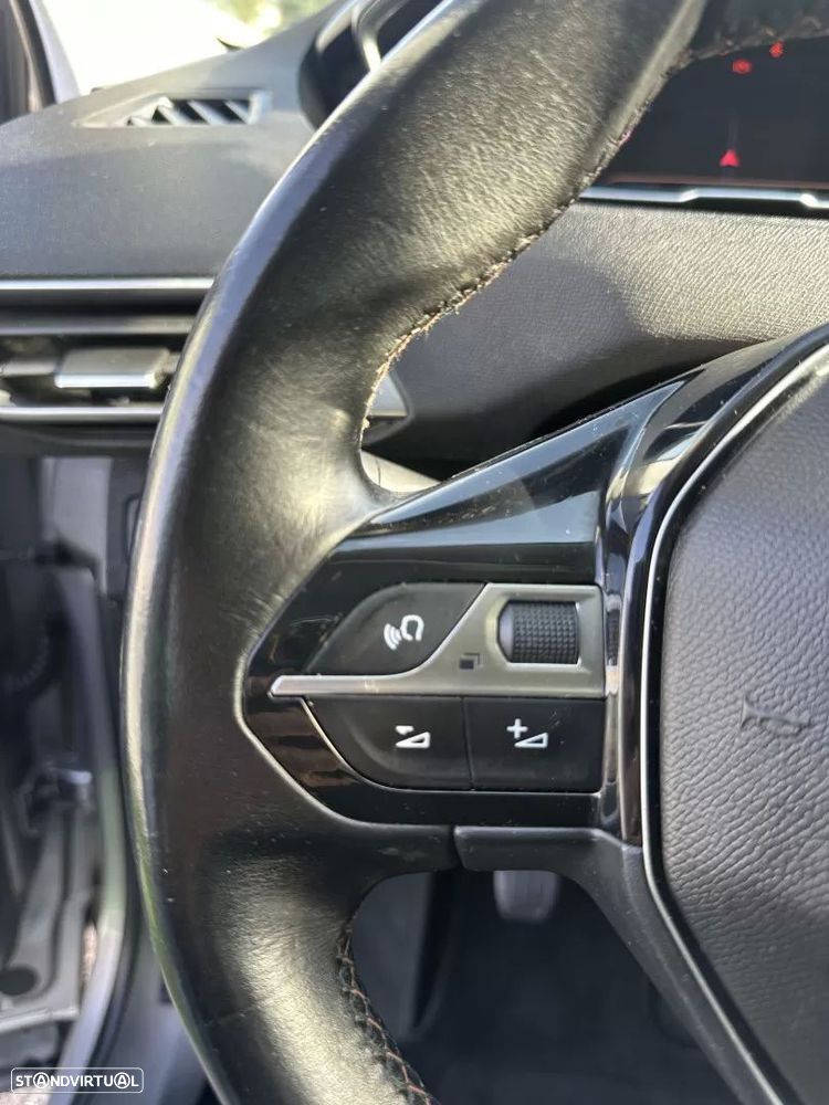 Peugeot 5008 1.2 PureTech Allure - 43