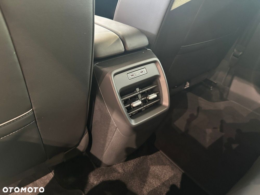 Volkswagen ID.3 Neo 79kWh Style - 26