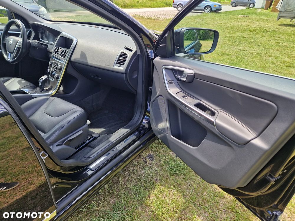 Volvo XC 60 D5 AWD Summum - 30