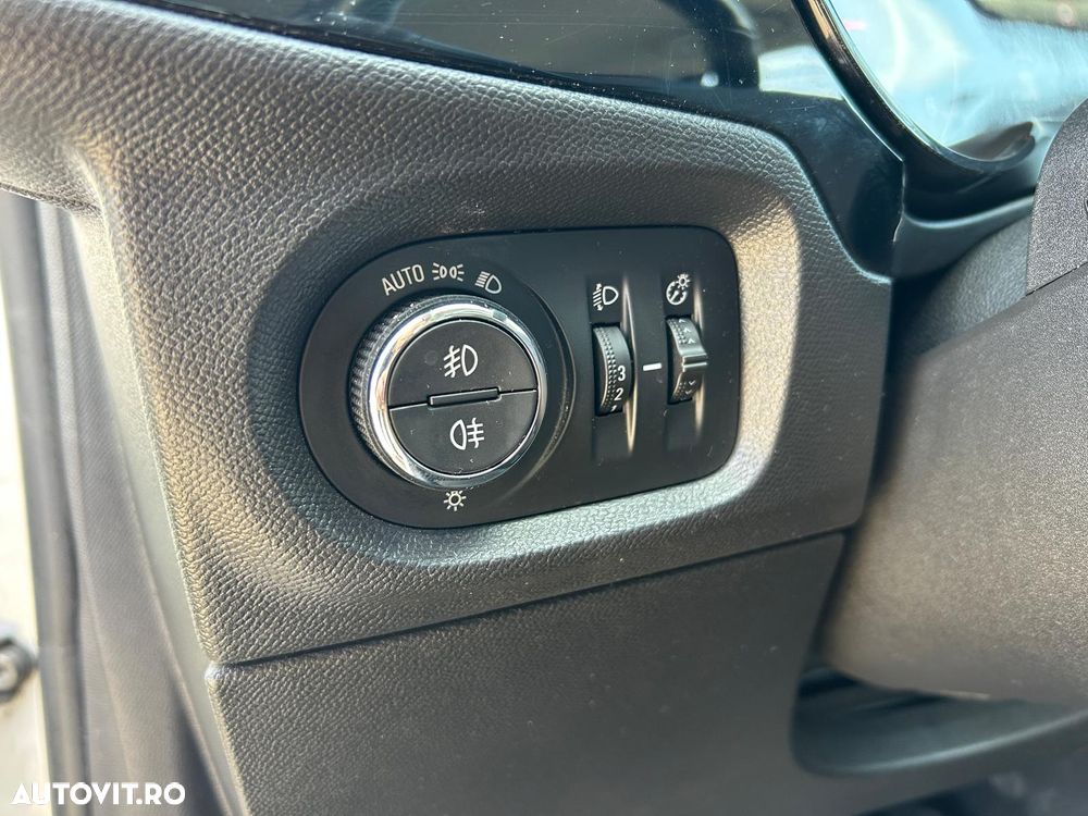 Opel Corsa 1.2 Start/Stop Edition - 28