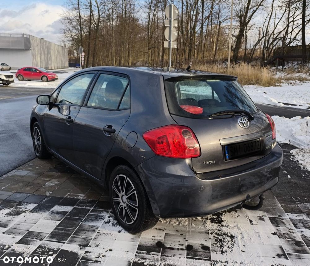 Toyota Auris 1.6 VVT-i Terra - 5