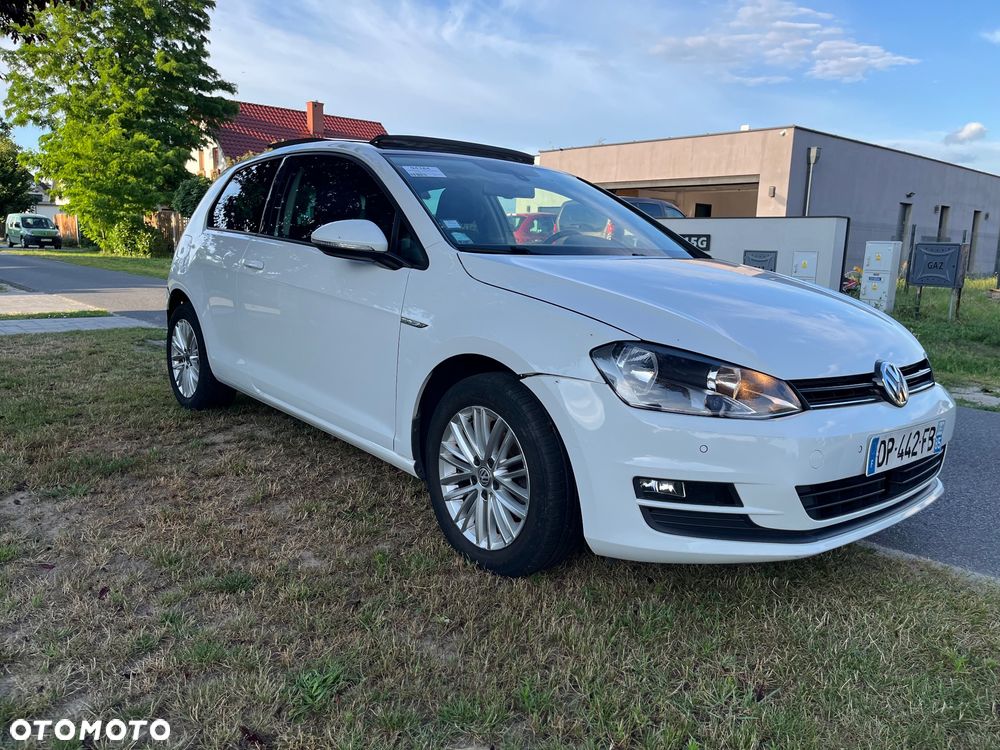 Volkswagen Golf 1.2 TSI BlueMotion Technology Cup - 24