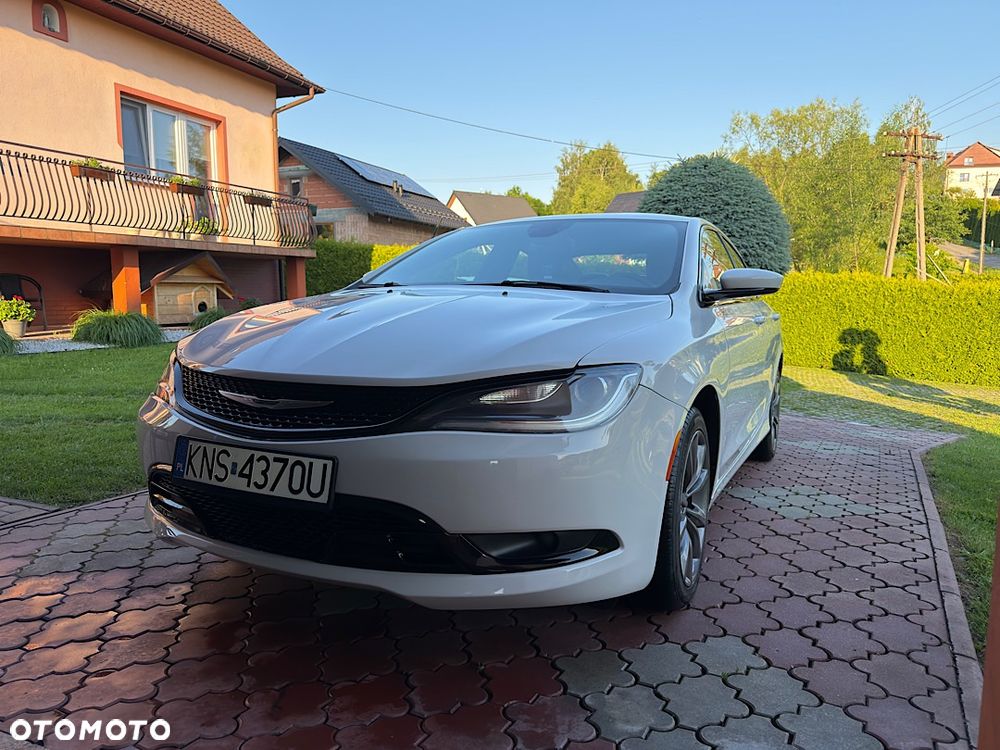 Chrysler 200 - 7