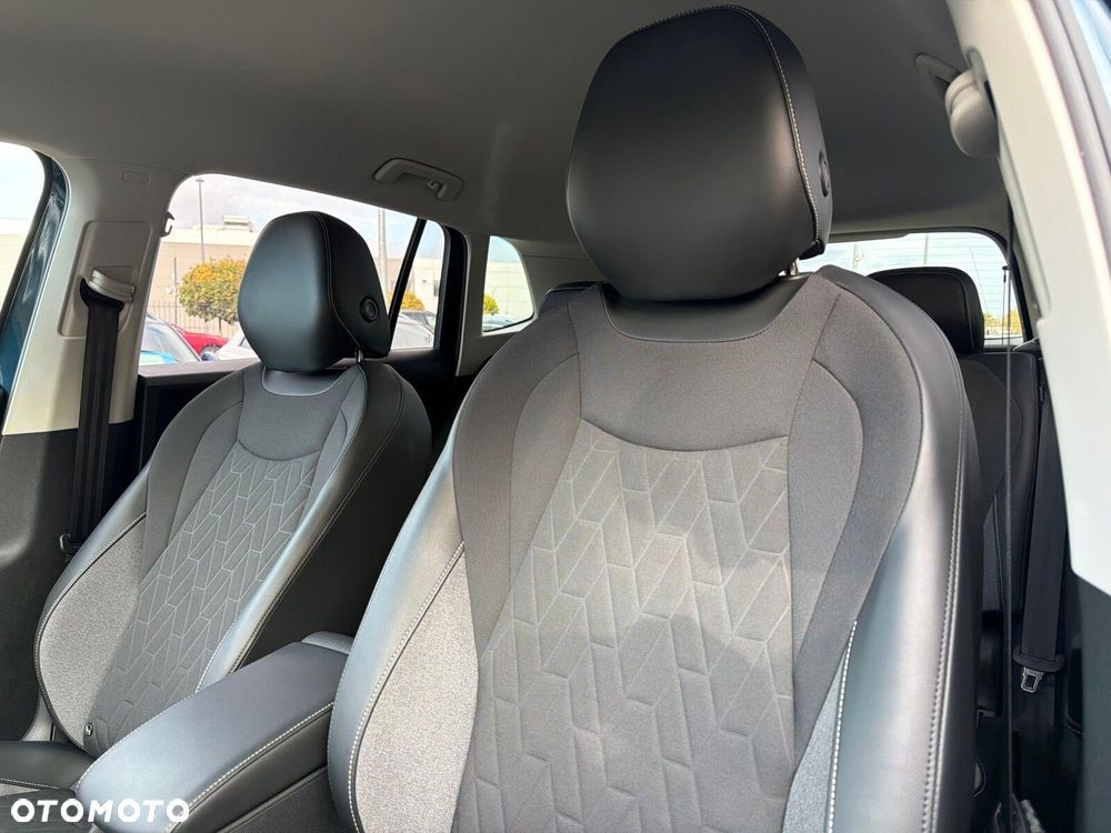 Volkswagen Tiguan - 13
