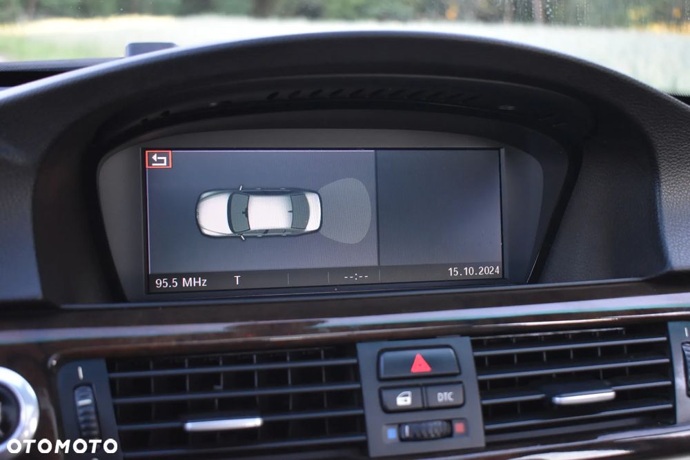 BMW Seria 3 320d - 37