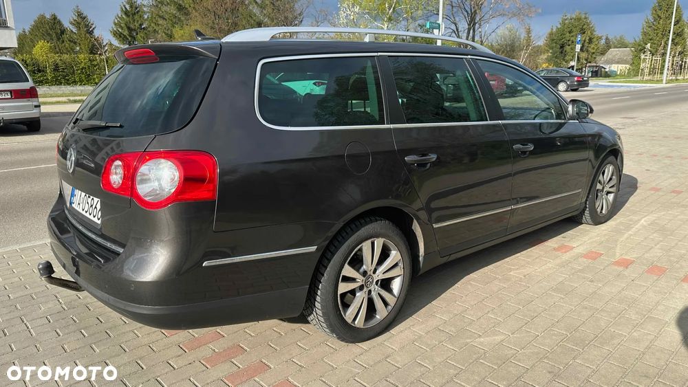 Volkswagen Passat 2.0 TDI Individual Chrom - 5