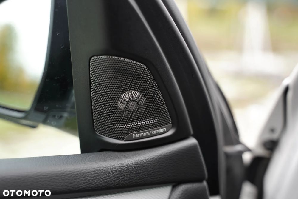 BMW X5 xDrive40d - 24