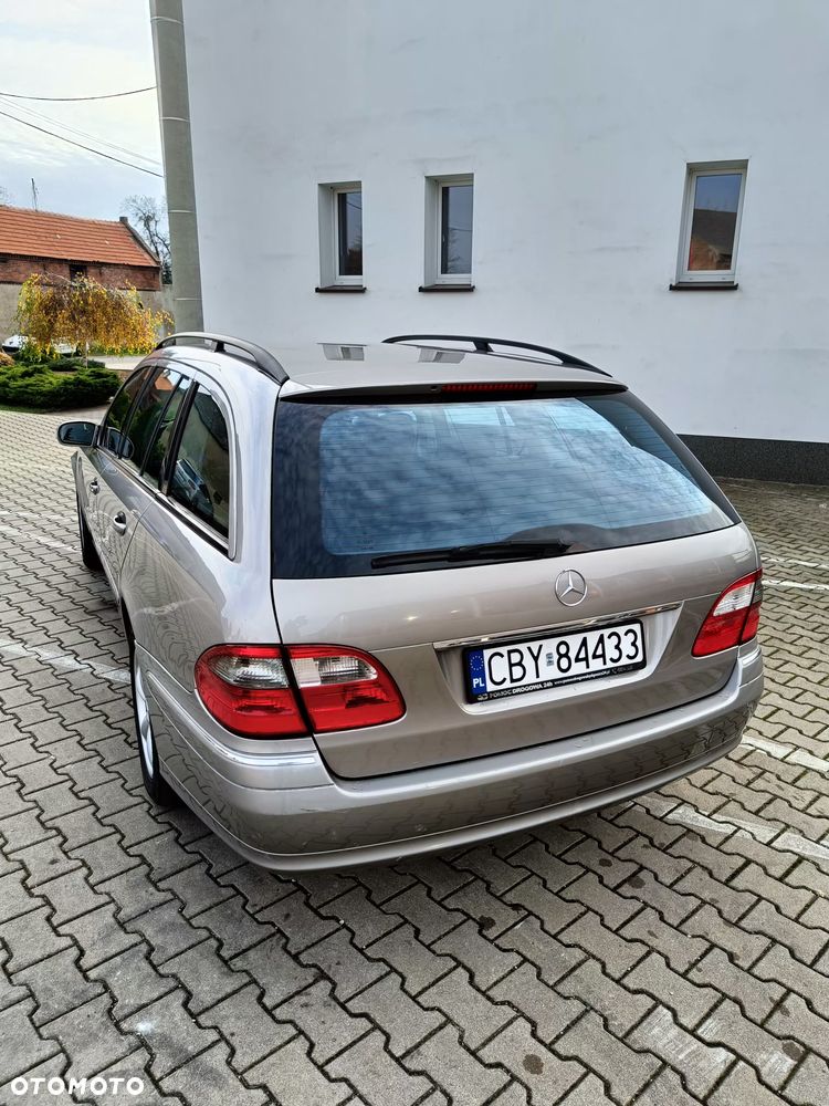 Mercedes-Benz Klasa E - 29