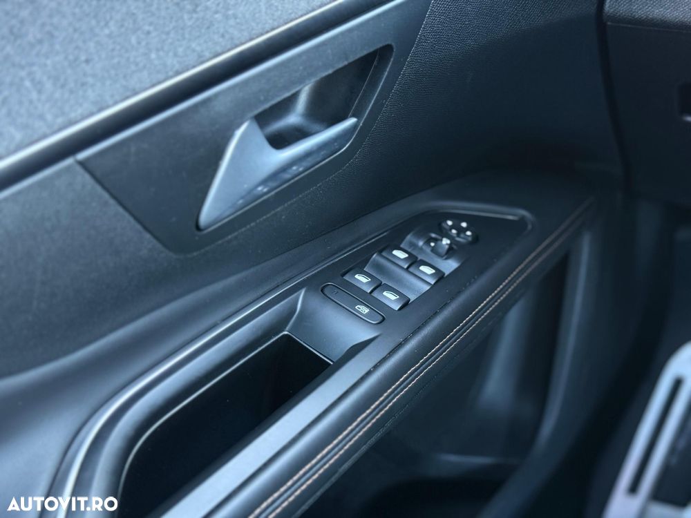 Peugeot 5008 1.6 HDI FAP STT ETG Access - 11