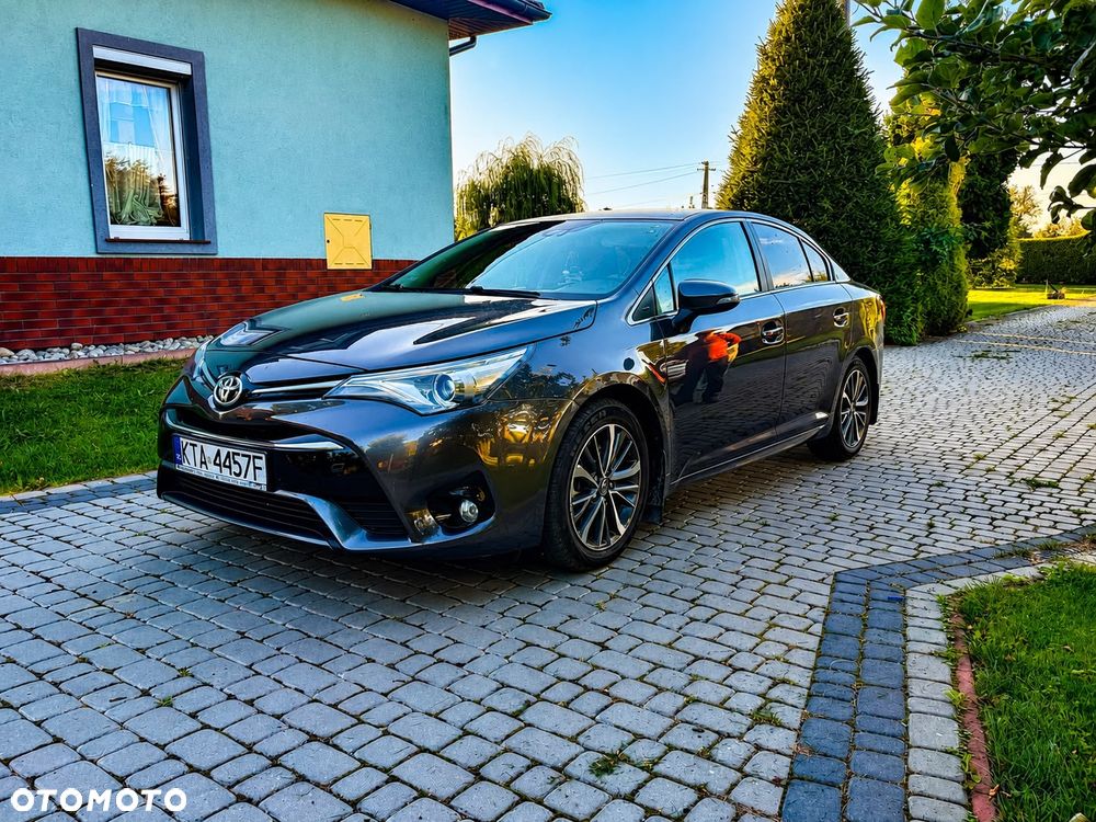 Toyota Avensis 2.0 D-4D Prestige - 1