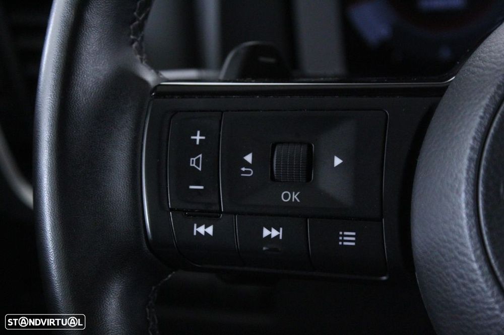 Nissan Qashqai 1.3 DIG-T N-Connecta LED Xtronic - 23