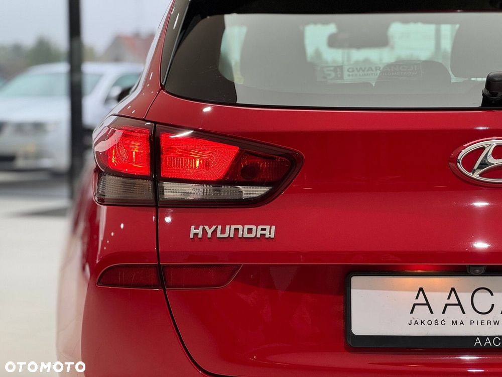 Hyundai i30 1.6 D Comfort DCT - 38