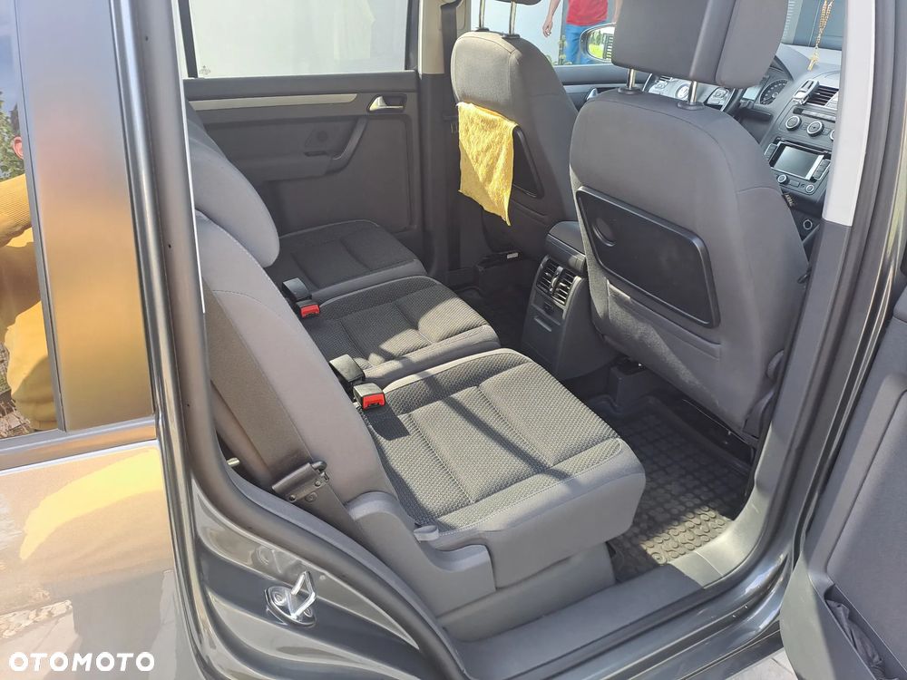 Volkswagen Touran 2.0 TDI DPF BlueMotion Technology MATCH - 8