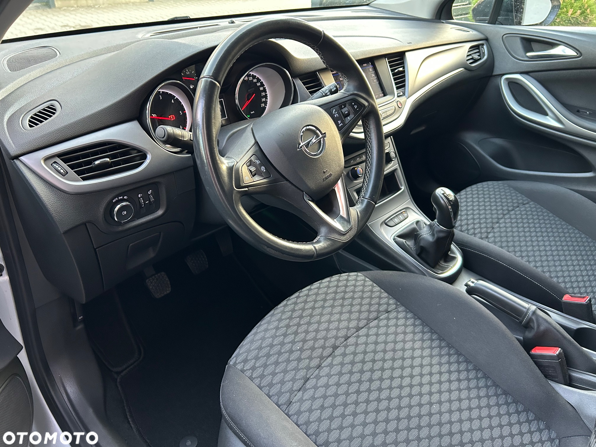 Opel Astra V 1.5 CDTI Edition S&S - 5