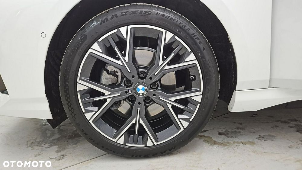 BMW Seria 1 120 mHEV - 22