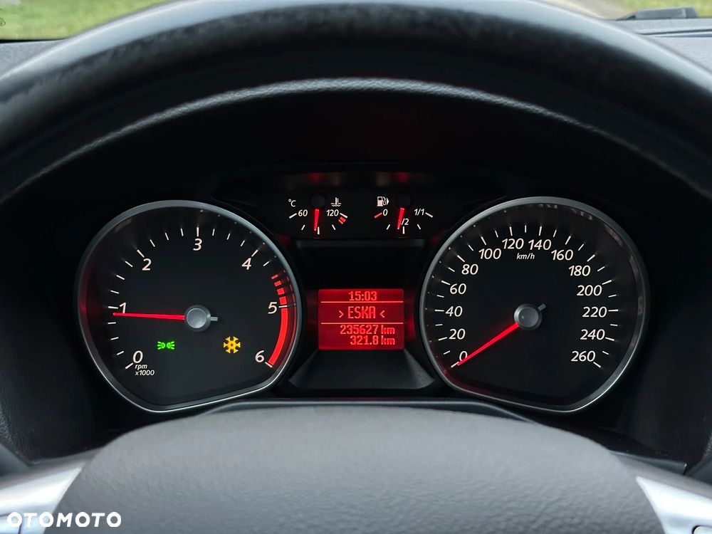 Ford Mondeo 1.8 TDCi Titanium - 14