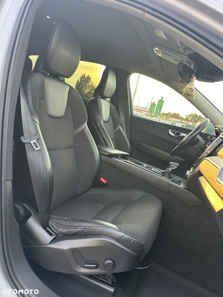 Volvo XC 60 D4 AWD Momentum - 16