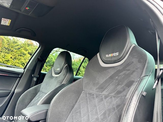 Skoda Octavia 2.0 TDI DSG RS - 21