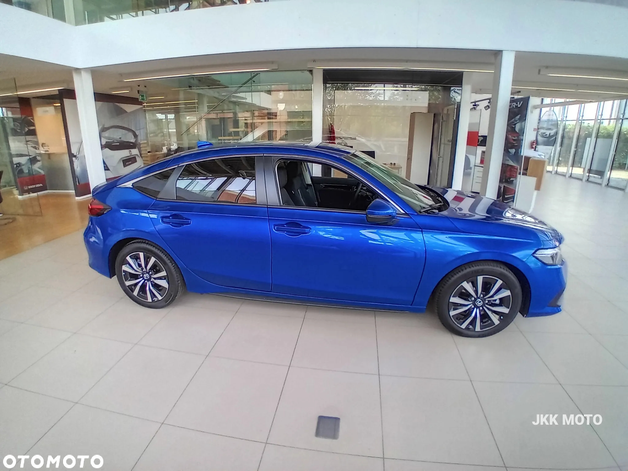 Honda Civic 2.0 i-MMD Elegance CVT - 4
