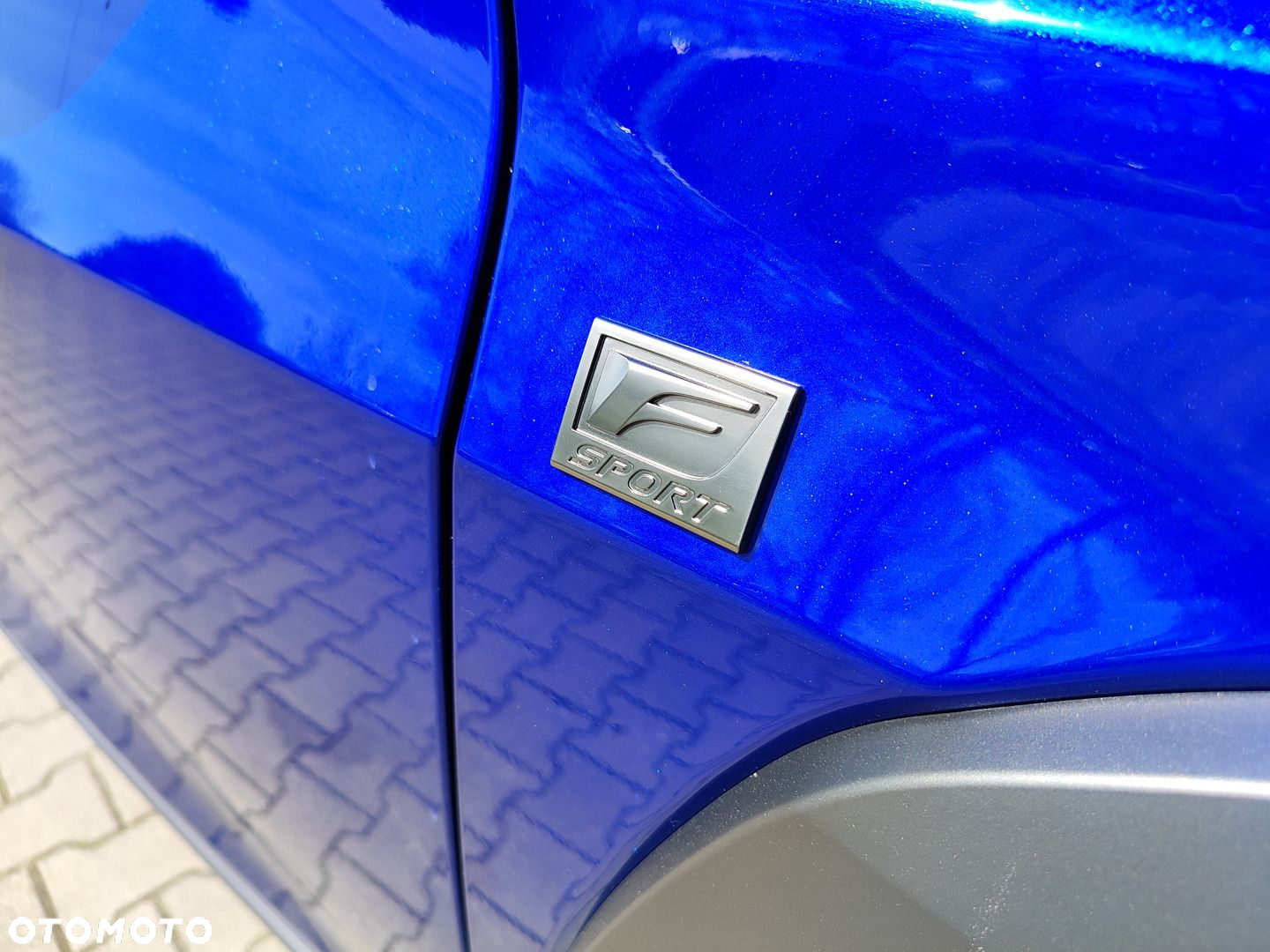 Lexus UX - 15