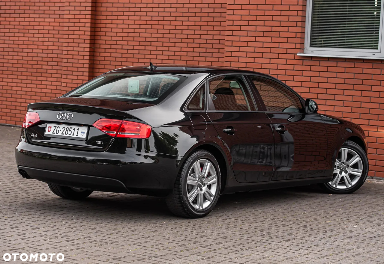 Audi A4 1.8 TFSI Attraction - 28