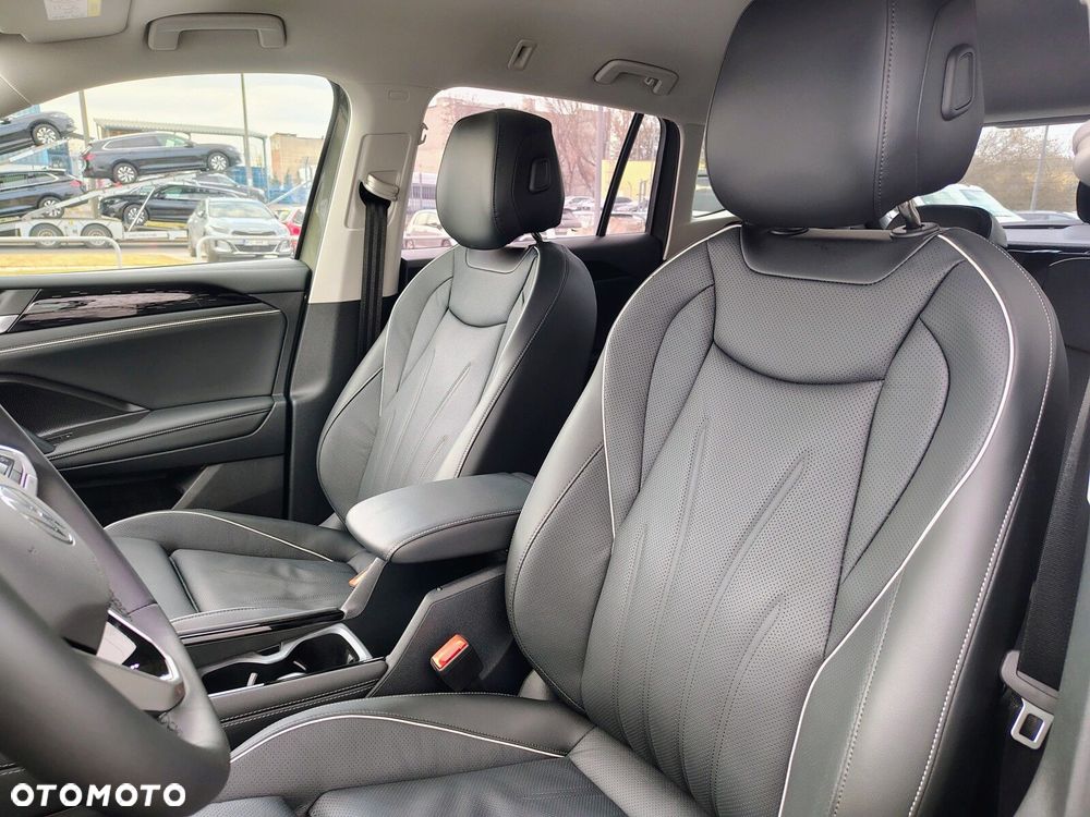 Volkswagen Tiguan - 16