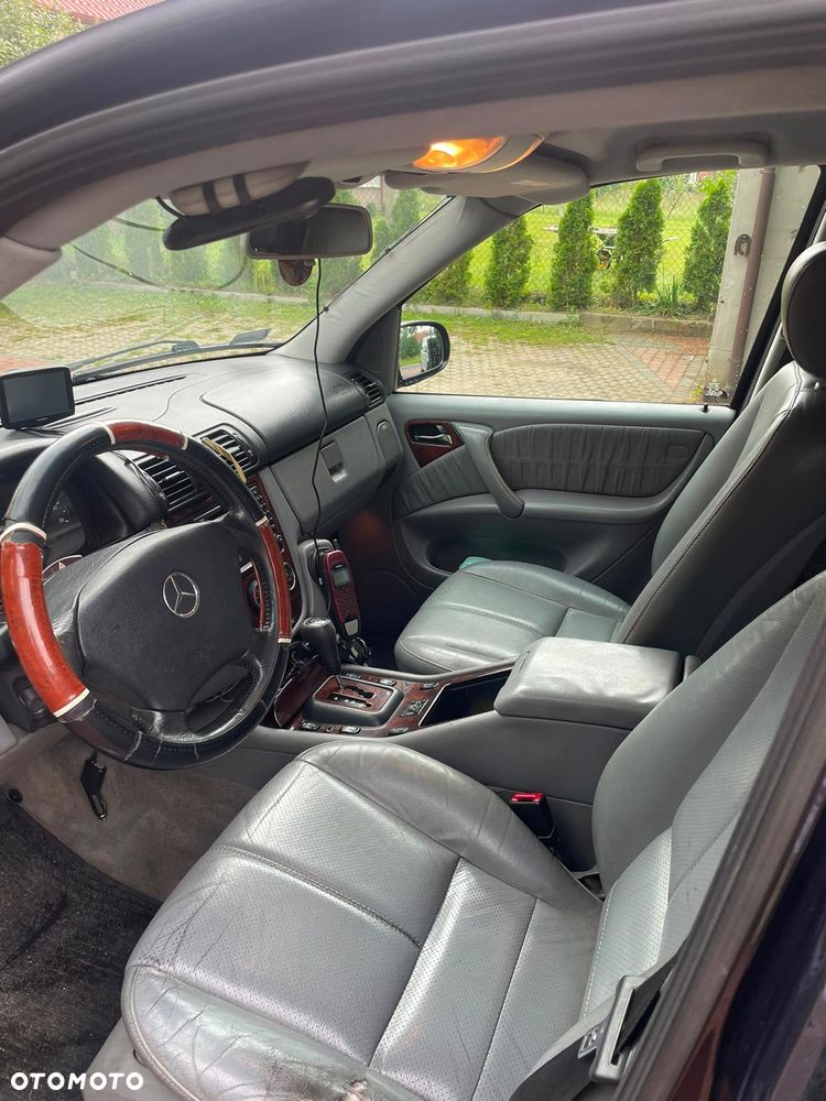 Mercedes-Benz ML - 8