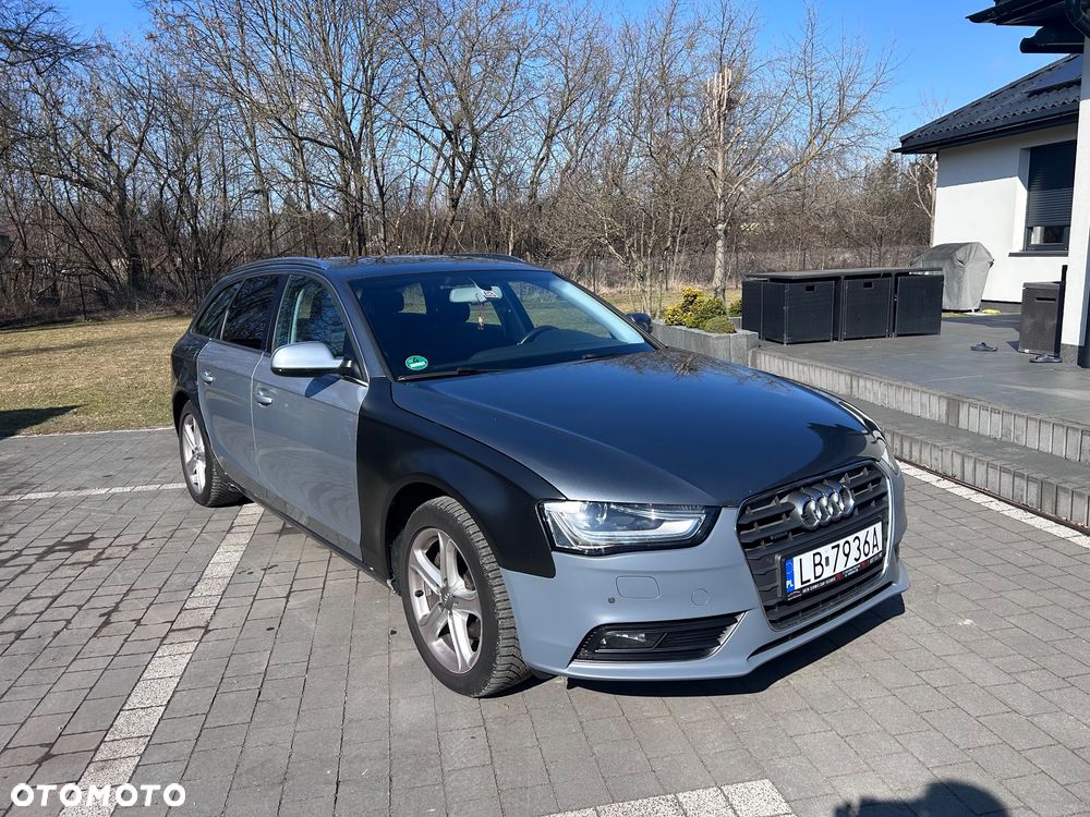 Audi A4 Avant 2.0 TDI DPF quattro S tronic Attraction - 6
