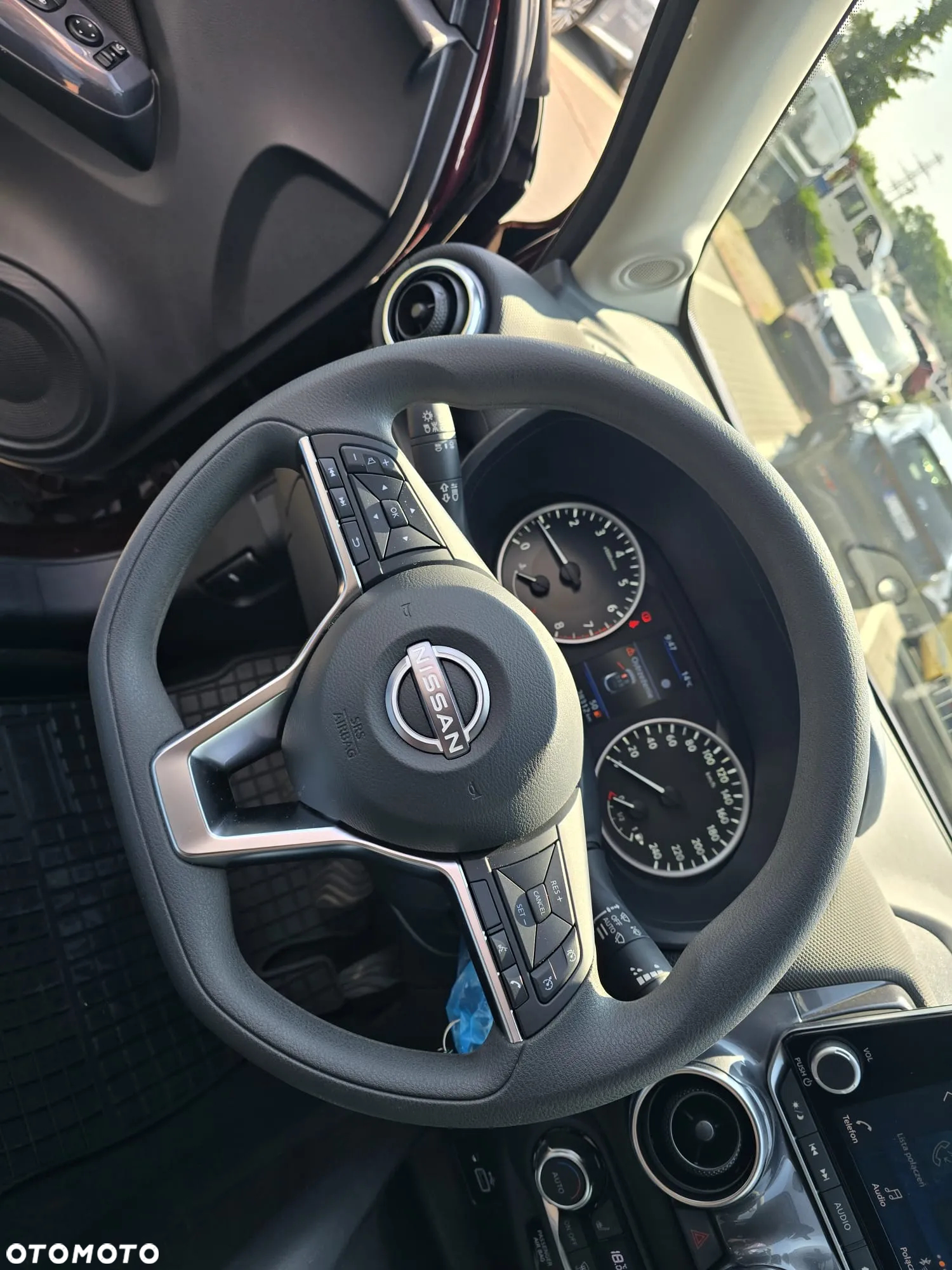 Nissan Juke 1.0 DIG-T N-Connecta - 8