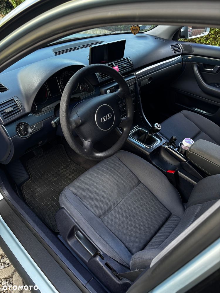 Audi A4 Limousine 2 - 11