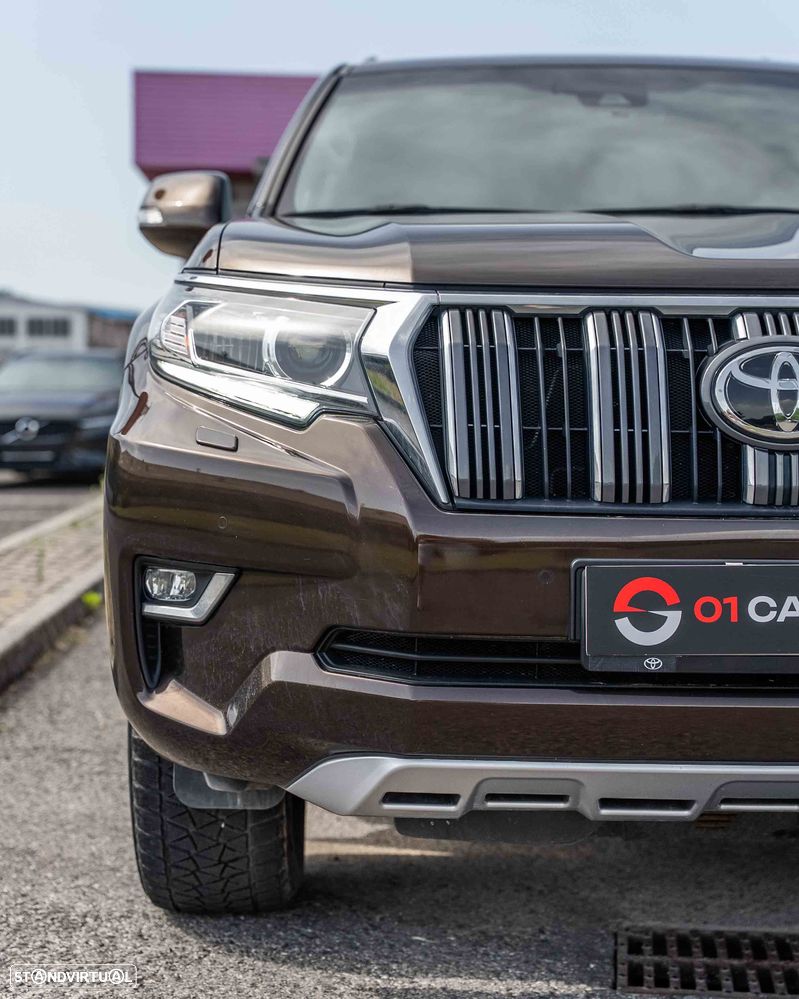 Toyota Land Cruiser Prado - 4