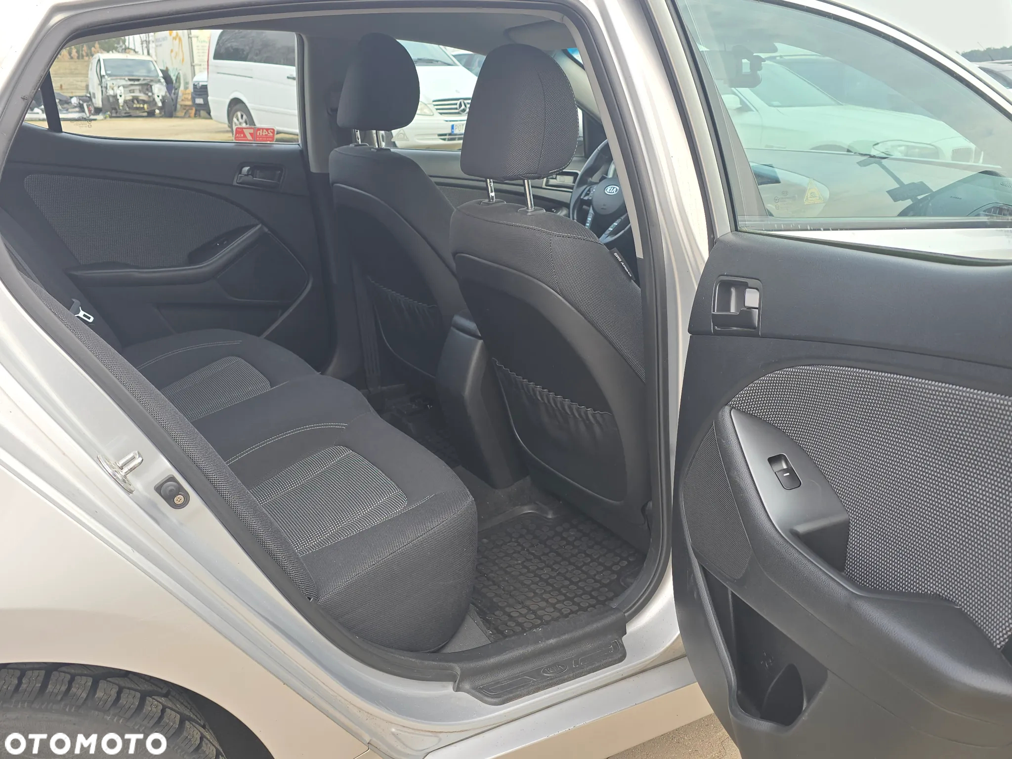 Kia Optima 1.7 CRDi L - 21