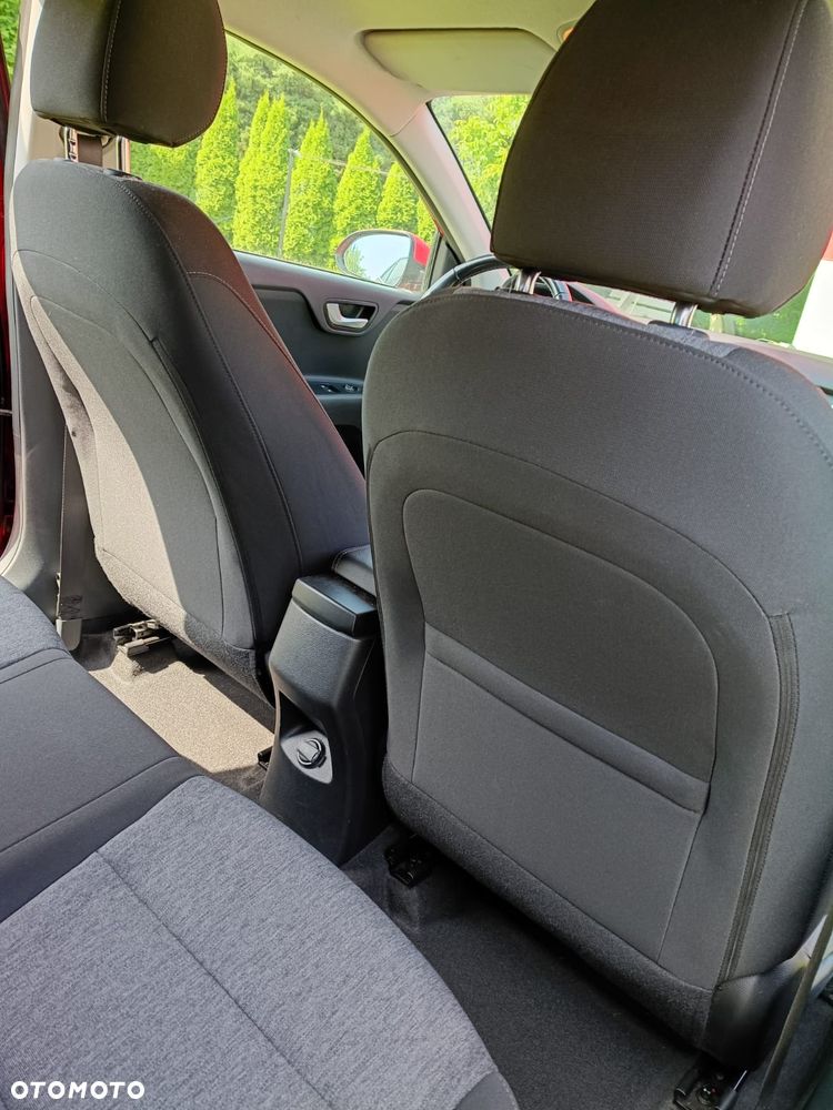Kia Stonic 1.4 L - 29