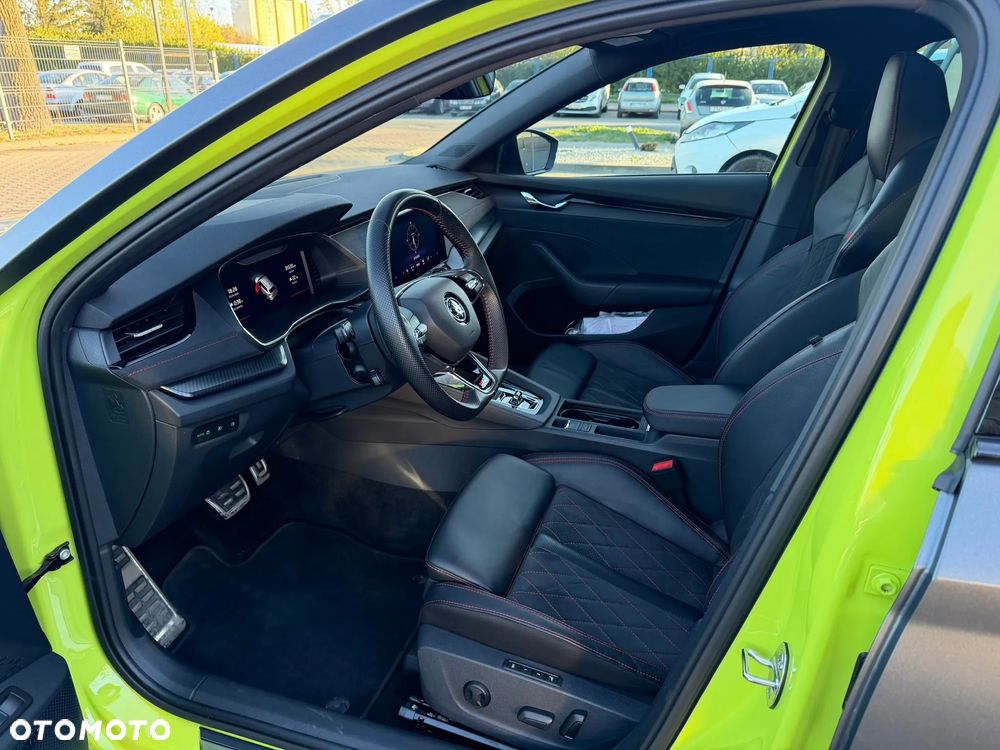 Skoda Octavia 2.0 TSI RS DSG - 12