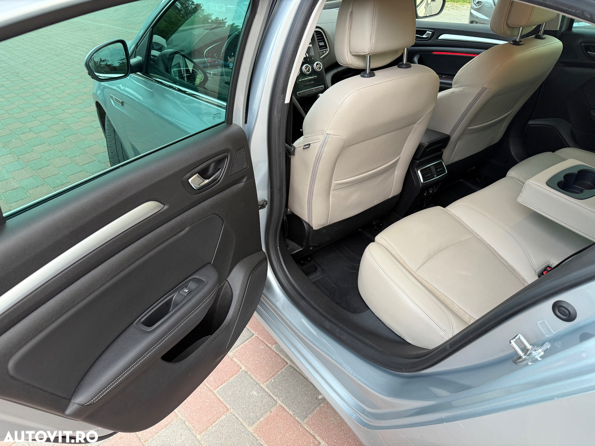 Renault Megane Blue dCi 116 EDC Intens - 19
