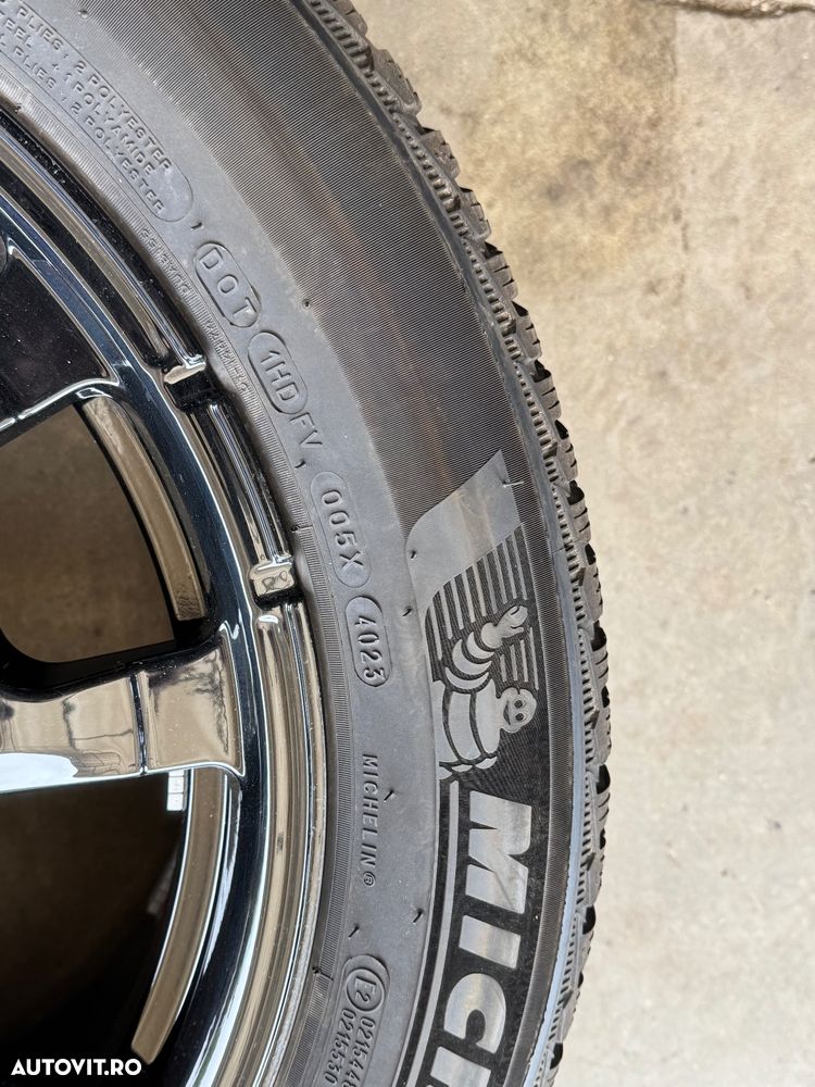 Vând jante originale BMW X3-X4 G01-G02 pe 19” cu anvelope de iarnă ca noi - 15