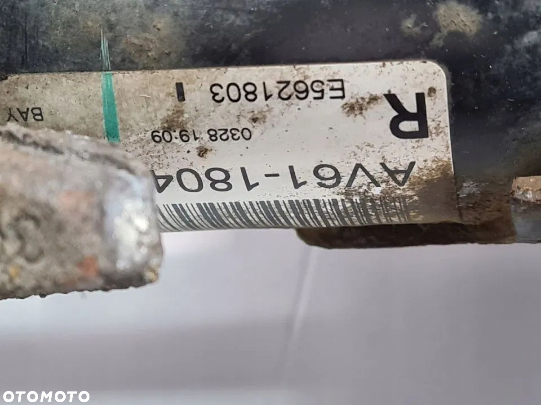 ZWROTNICA AMORTYZATOR LEWY PRZÓD FORD C-MAX MK2 - 6