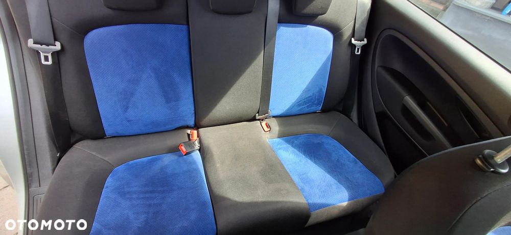 Fiat Punto 1.3 JTD Active - 10