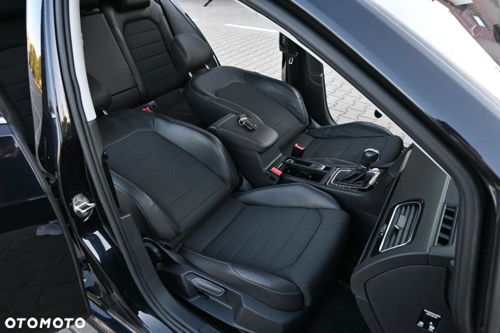 Volkswagen Golf 2.0 TDI BMT Highline DSG - 30